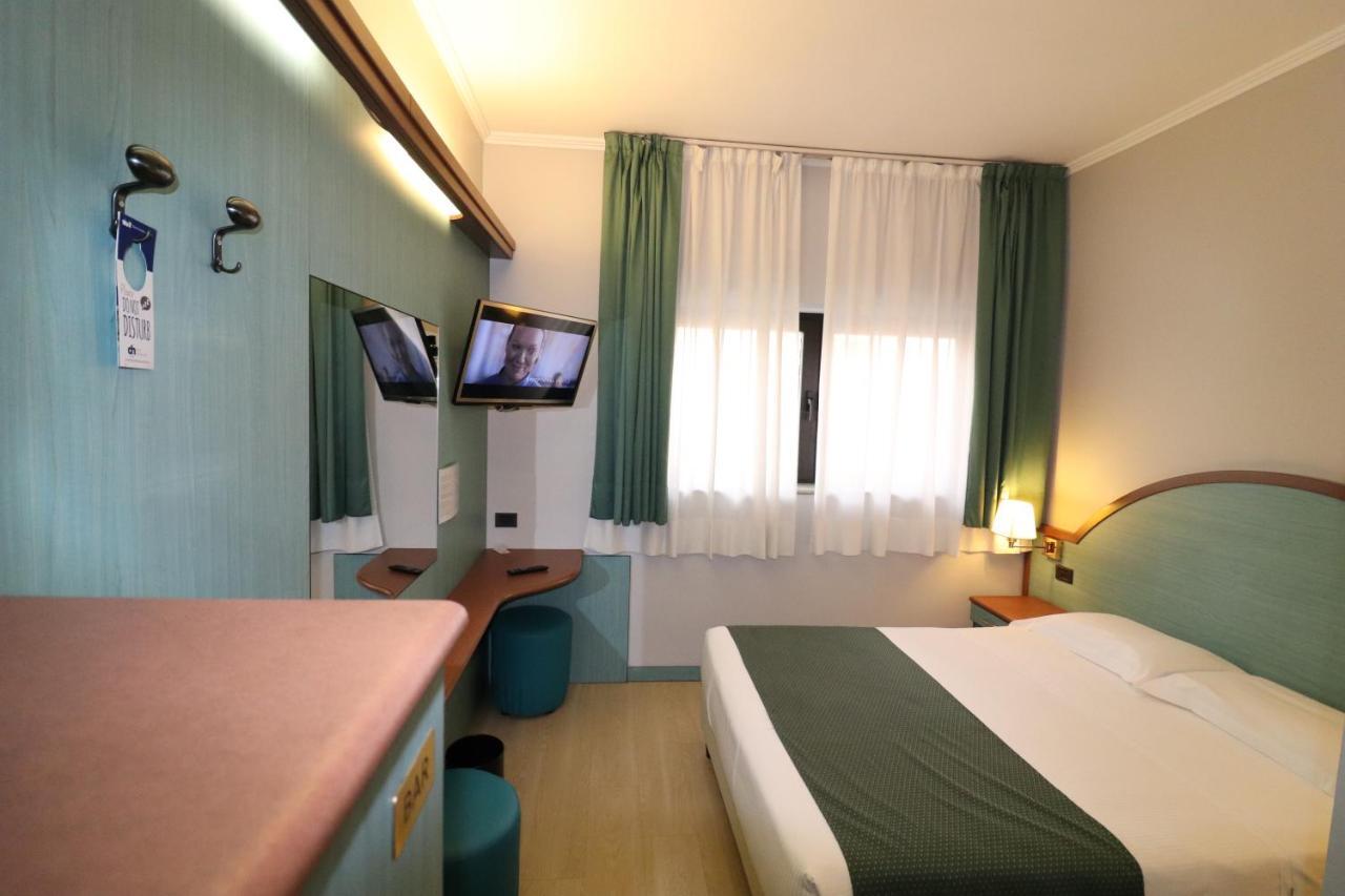 Hotel Domenichino Мілан Екстер'єр фото